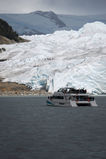 Ledovec Perito moreno v Patagonii, argentina - Fotografie, Obrázek