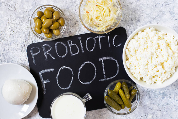 Erilaisia terveellisiä Probiootti Fermentoitu Foods. Kevyt tausta. Yläkuva - Valokuva, kuva
