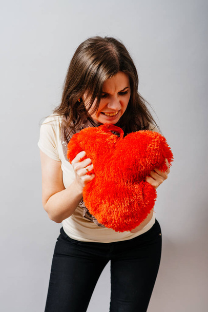 Love and valentines day woman holding heart  - Zdjęcie, obraz