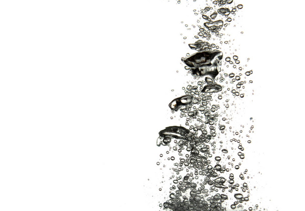 bolhas de ar cintilantes debaixo de água
 - Foto, Imagem