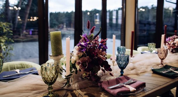 elegant wedding dinner table setting at restaurant - Photo, Image
