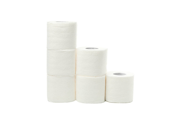 Група туалетного паперу ізольована на білому тлі
 - Фото, зображення