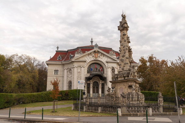 El Teatro Katona Jozsef en Kecskemet, Hungría
. - Foto, Imagen