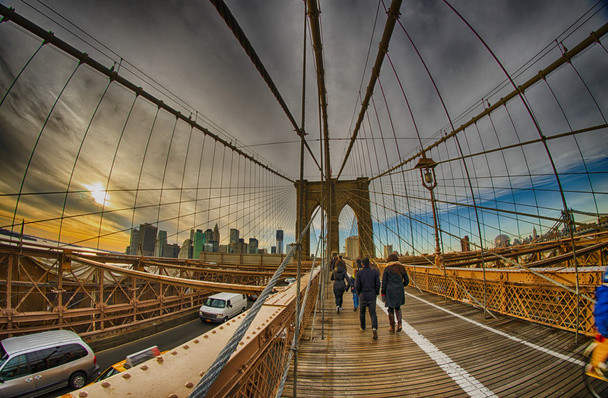 Balade sur le pont de Brooklyn en hiver - New York
 - Photo, image