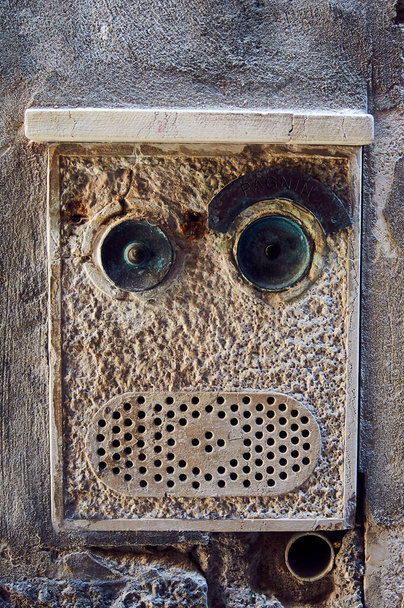Zabawny dzwonek do drzwi w Wenecji - Zdjęcie, obraz