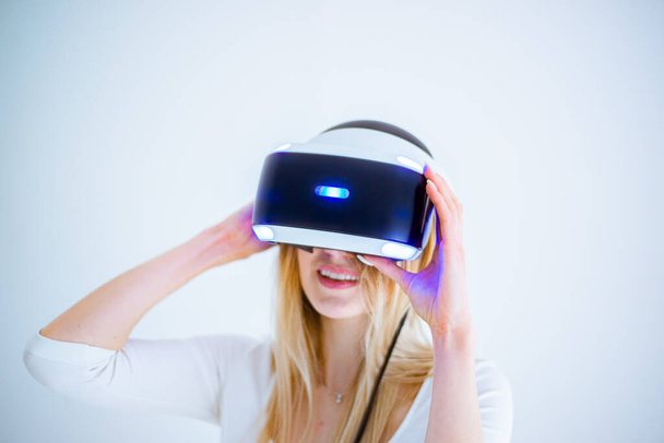 girl with virtual reality glasses - Фото, изображение