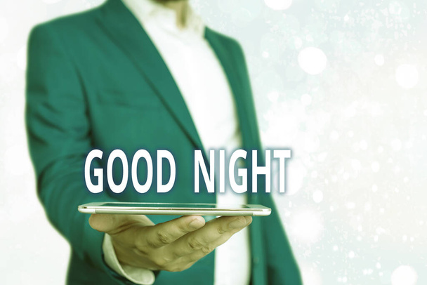 Signo de texto que muestra Buenas noches. Foto conceptual expresando buenos deseos al despedirse por la noche o antes de irse a la cama
. - Foto, imagen