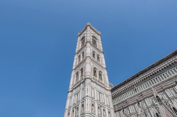 Basílica de Santa Maria del Fiore en Florencia, Italia
 - Foto, imagen
