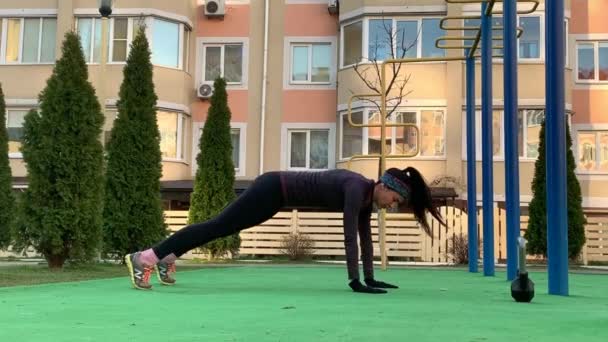 Young and Fit Woman.Doing Sports Training and working out at morning
 - Кадры, видео