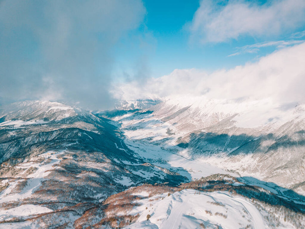 Winter view of Mulakhi valley, Svaneti Caucasus mountain, Georgia - Φωτογραφία, εικόνα