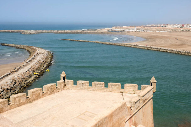 Pohled na Atlantický oceán z pevnosti Kasbah v Rabatu, Maroko - Fotografie, Obrázek