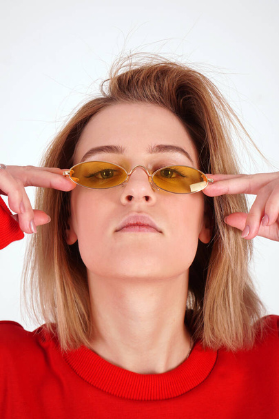 Vertical portrait - girl in yellow glasses - Foto, Imagem
