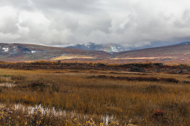 Mountains of Sarek National Park in Lapland, autumn, Sweden, selective focus - Foto, Imagem