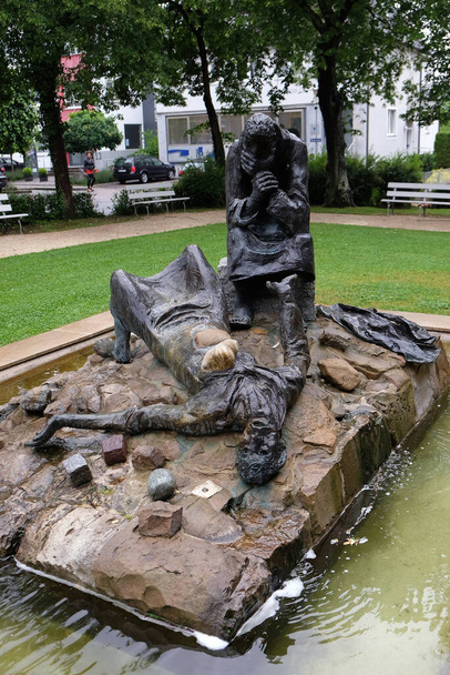 Stephen - Saul well by Sieger Koder in Wasseralfingen, Niemcy - Zdjęcie, obraz