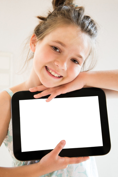 Smiling girl with ipad - Foto, afbeelding