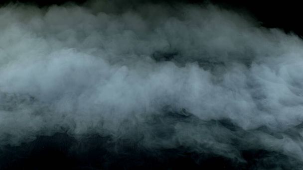 Φωτογραφία του Real Smoke σε μαύρο φόντο - ρεαλιστική επικάλυψη για διάφορα έργα. - Φωτογραφία, εικόνα