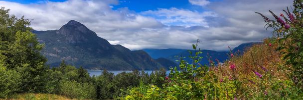 Scenic landscape along highway 99 near Squamish, British Columbia - Photo, Image