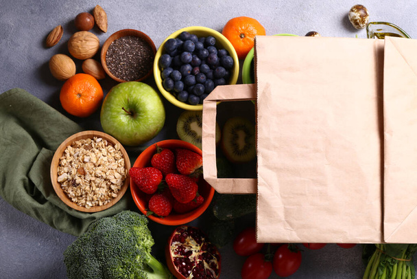levering bessen fruit groenten voor een gezond dieet - Foto, afbeelding
