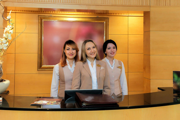 три женщины на руководящих постах
 - Фото, изображение