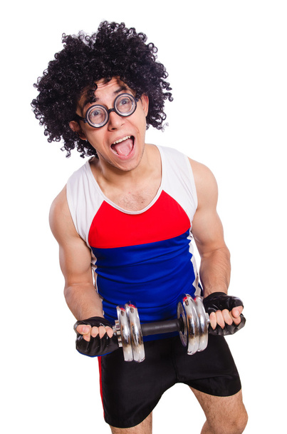Hombre divertido haciendo ejercicio con pesas - Foto, imagen