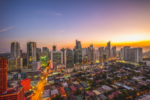 Skyline von Makati in Manila, Philippinen - Foto, Bild