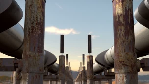 Mezi dvěma ropovody ropy a zemního plynu venku - Záběry, video