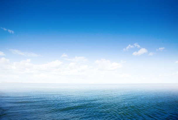 Mar azul claro
 - Foto, imagen