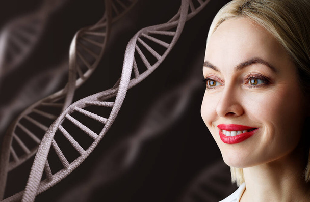 DNA鎖の間の官能的な女性の肖像. - 写真・画像