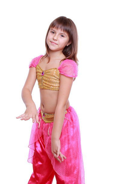 Arabic belly-dancer wearing pink dress - Foto, imagen