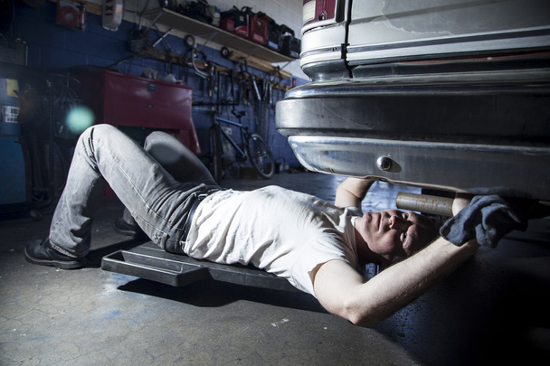 mannelijke mechanic - Foto, afbeelding