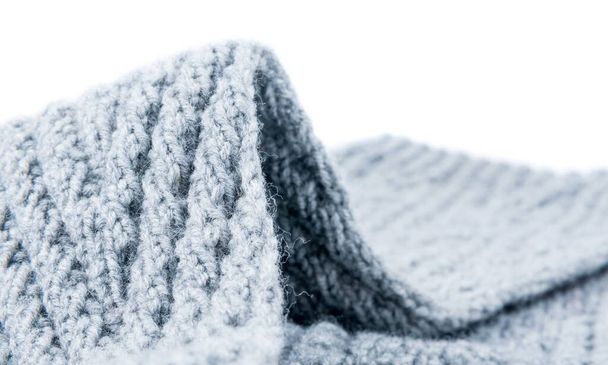 Fechar o lenço tricotado
 - Foto, Imagem
