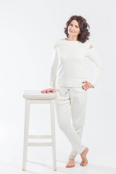 woman in white clothes alone - Valokuva, kuva