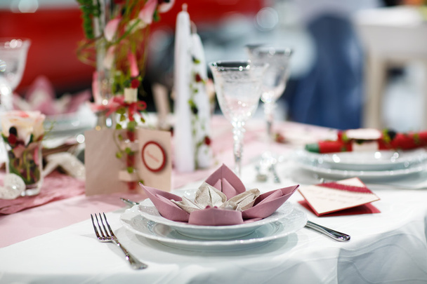 結婚式やイベント パーティー用に設定テーブル. - 写真・画像