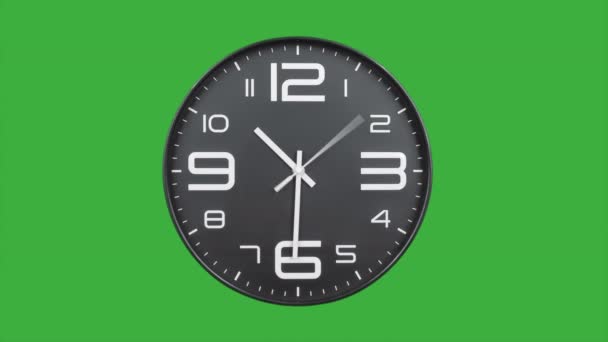 Horloge moderne argentée visage se déplaçant rapide en avant time lapse.Clock temps accéléré sur fond d'écran vert. Compteur haute vitesse. Le temps passe vite dans ce laps de temps. Horloge visage en cours d'exécution à grande vitesse
. - Séquence, vidéo