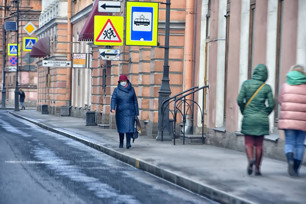 Russia, St. Petersburg 30.03.2020 Empty streets in the city center during quarantine due to the coronavirus epidemic - Fotó, kép