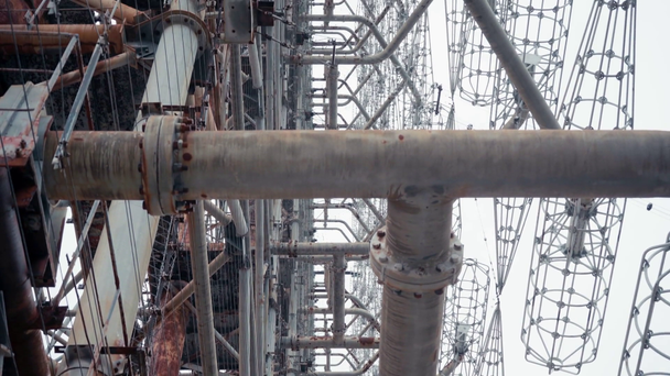 Obrovské telekomunikační rádiové centrum v Černobylu, Ukrajina - Záběry, video