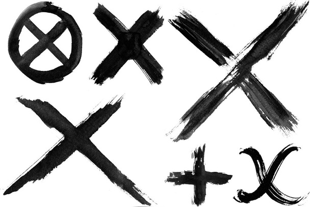 Ensemble de signes de croix dessinés à la main. Brosse peinte icône blanche. Grunge croix faite avec coup de pinceau sur fond isolé. Marque X
. - Photo, image