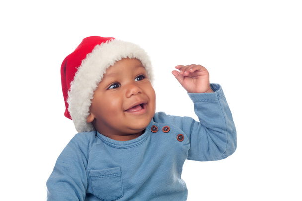 Adorable bebé africano con sombrero de Navidad
 - Foto, imagen