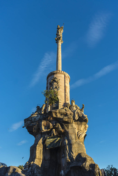 Saint Raphael Triumph heykel Cordoba, Endülüs, İspanya. - Fotoğraf, Görsel
