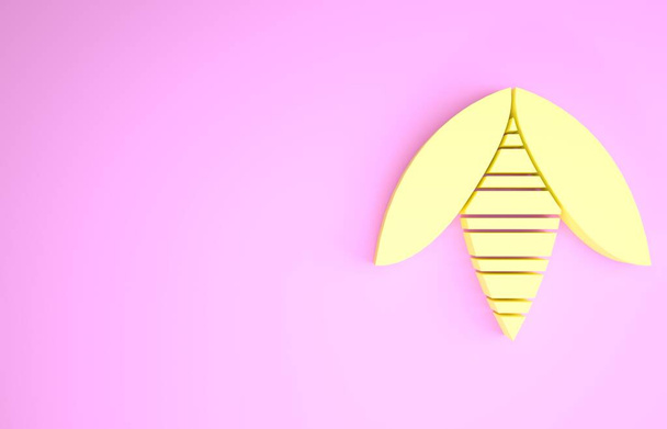Icono de abeja amarilla aislado sobre fondo rosa. Dulce comida natural. Abeja o ábside con alas símbolo. Insecto volador. Concepto minimalista. 3D ilustración 3D render - Foto, imagen
