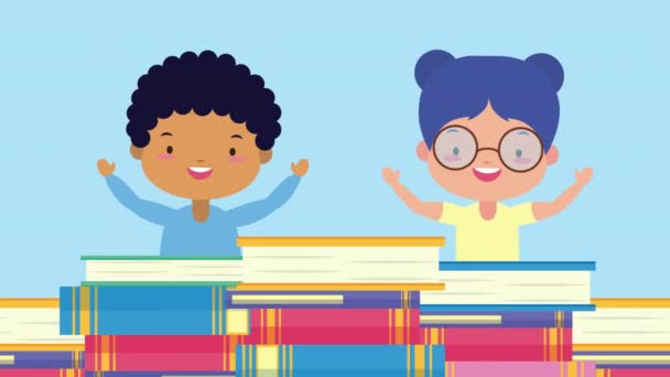 小さな子供が読書する世界の本の日のお祝い - 映像、動画