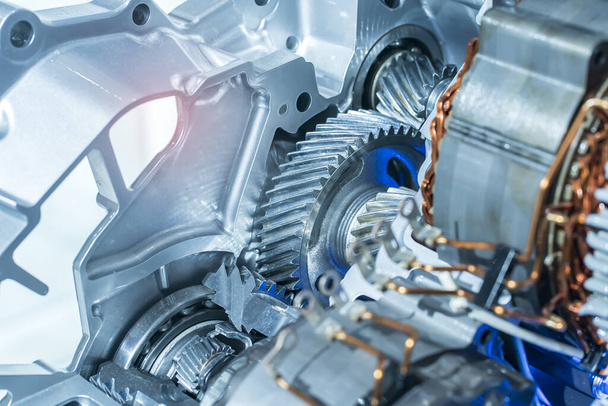 Eko otomobil motorunun elektrik sistemi Otomotiv bölümü kavramı - Fotoğraf, Görsel