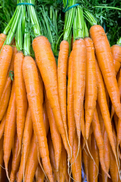 sárgarépa: az élelmiszerbolt - Fotó, kép