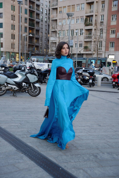 Ulice Mediolanu podczas Tygodnia Mody luty 2020 - Zdjęcie, obraz
