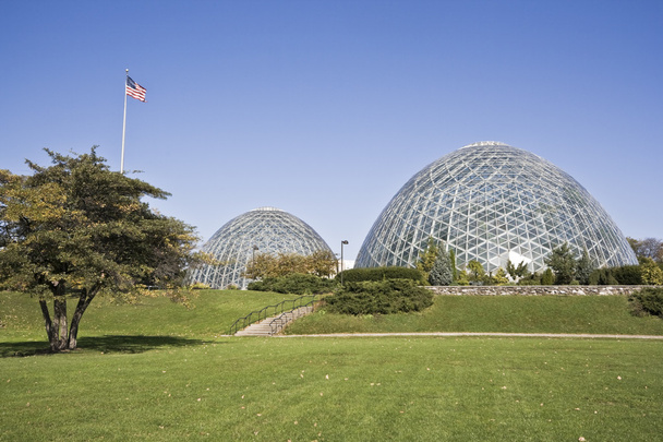 ミルウォーキーの植物園のドーム - 写真・画像