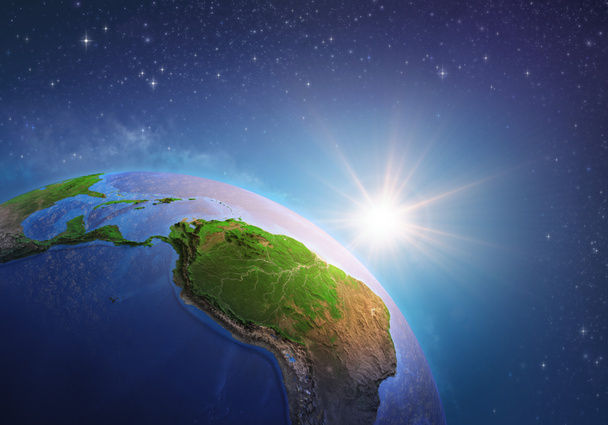 Superficie del Planeta Tierra vista desde un satélite, enfocada en Sudamérica y la selva amazónica, el sol saliendo en el horizonte. Mapa físico de Amazonia. Ilustración 3D - Elementos de esta imagen proporcionados por la NASA
. - Foto, Imagen