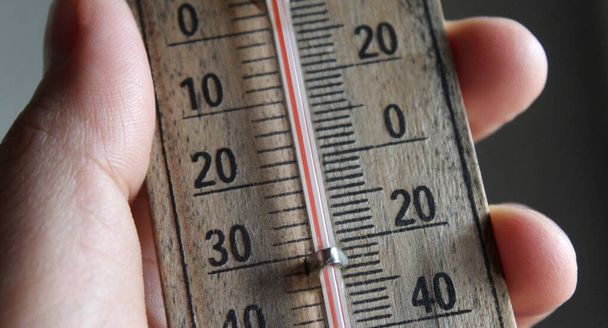 Ртутний термометр більше не до стандарту
 - Фото, зображення
