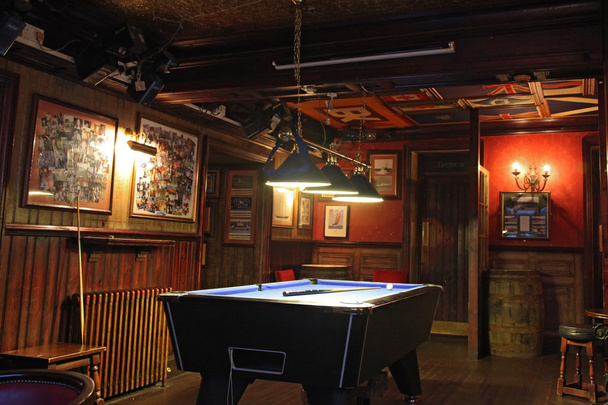 sala de billar, en el pub escocés
 - Foto, Imagen
