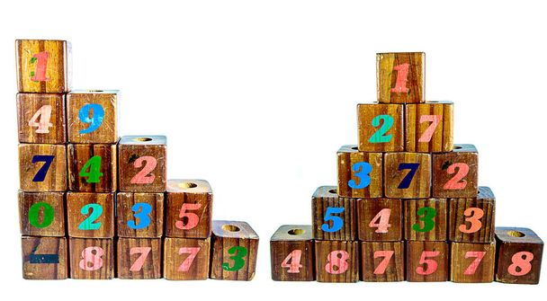 fa játékkockák betűkkel. Fa numerikus blokkok.  - Fotó, kép