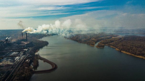 kohászati üzem teljes ciklusú füst csövek rossz ökológia légi fotózás - Fotó, kép
